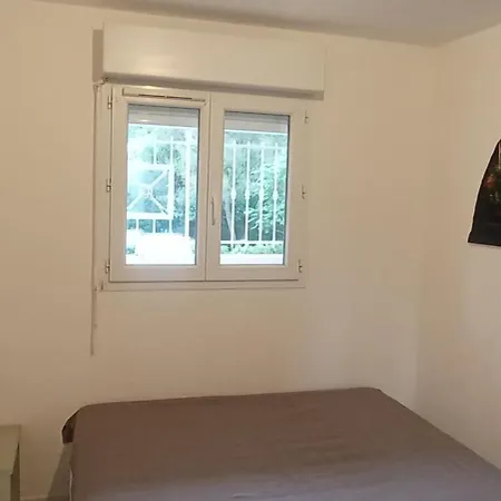 2p En Rdj Dans Avec Piscine Et Tennis, Proche Cannes Et Commodites * Le Cannet